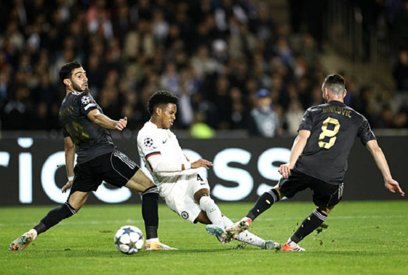 Bị Qarabag cầm hòa, chuyên gia nghi ngờ khả năng của Chelsea 