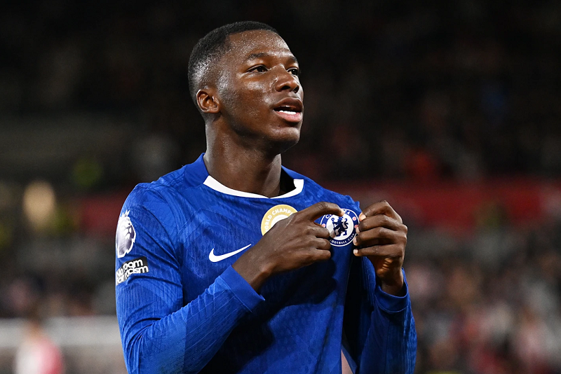 chelsea-vuot-kho-the-nao-khi-khong-co-caicedo-o-tuyen-giua