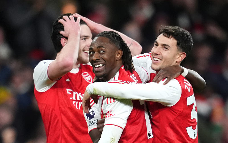 Richarlison vô tình kiểm chứng bản lĩnh vô địch của Arsenal