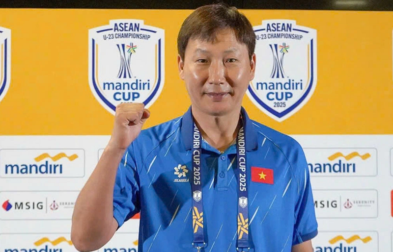 Canh bạc nhân sự của HLV Kim Sang-sik và lời đáp trả thuyết phục của U23 Việt Nam