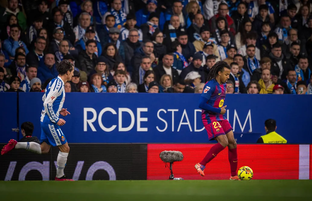 Espanyol vs Barcelona (03:00 – 04/01) | Xem lại trận đấu